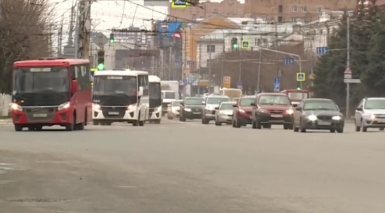 Женщина пострадала в ДТП с маршрутками в Рязани