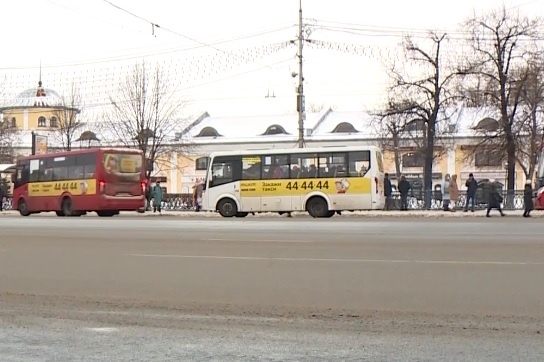 В Рязани выявили 13 нарушений в работе водителей коммерческих автобусов