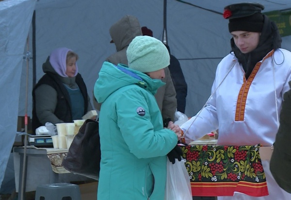 В Рязани открылась ярмарка у ТЦ «Кит»