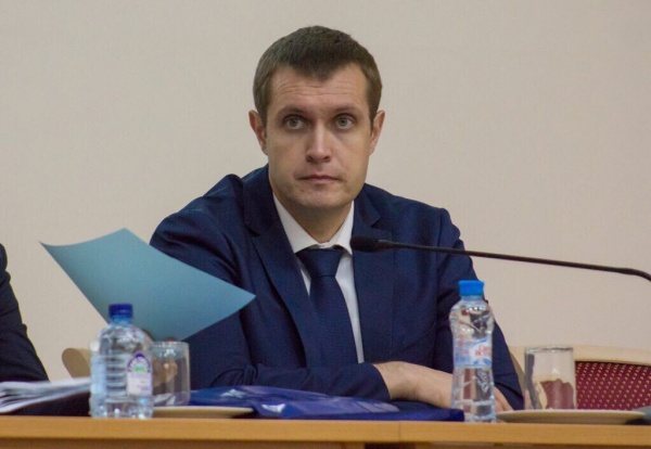 Роман Калинин: «Искренне считаю, что эта инициатива абсолютно своевременна и четко отражает заслугу человека перед нашей родной областью»