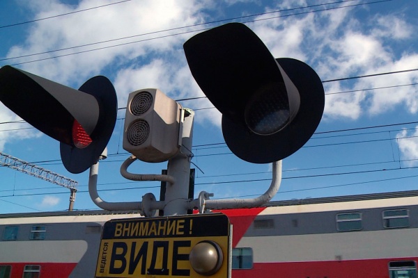 В Клепиковском районе столкнулись автомобиль и электричка