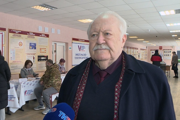 Герой Советского Союза Юрий Плугин проголосовал на выборах