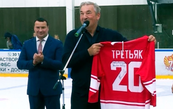 На закрытие сезона Ночной хоккейной лиги в Рязань приедет Владислав Третьяк