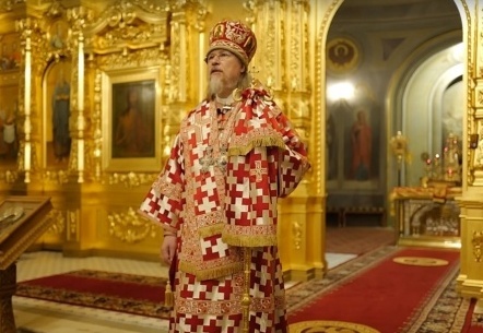 Митрополит Марк поздравил жителей поселка Искра с 20-летием храма