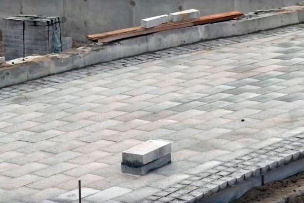 Реконструкцию Нижнего городского сада завершат к концу сентября
