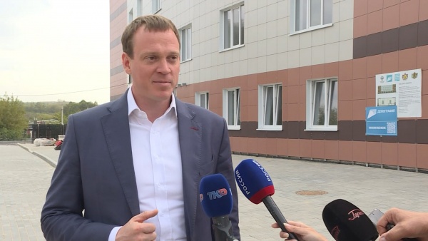 Павел Малков оценил ход строительства ФОК в поселке Мехзавода