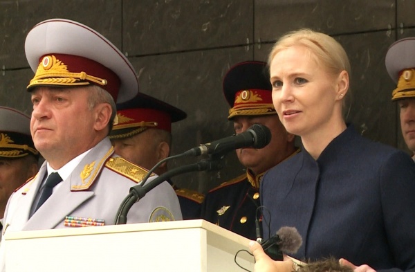 Анна Рослякова поздравила первокурсников Академии ФСИН с присягой