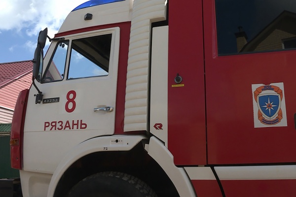 В Рязани сгорела машина