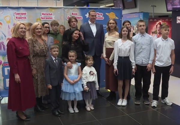 Павел Малков побывал на премьере фильма «Прогулка по вселенной»