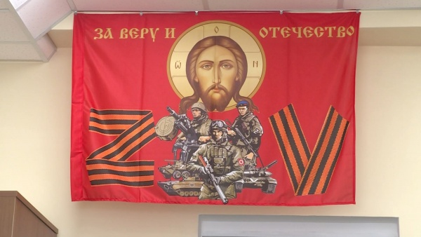 Контрактник из Спасска везет на фронт гумпомощь и детские письма