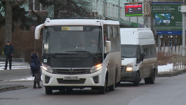 На улице Чкалова в Рязани поставят новый остановочный павильон