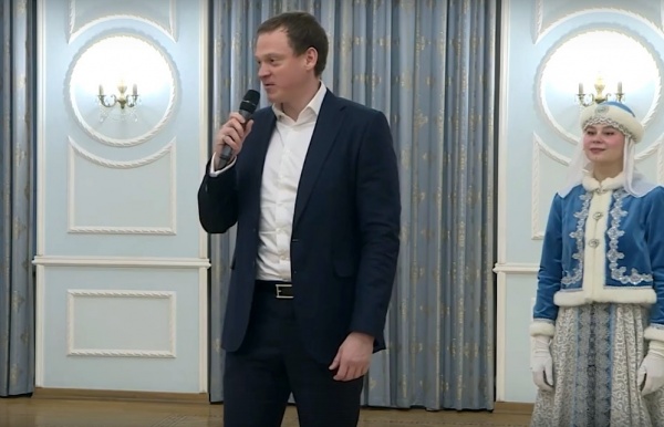 В Правительстве области прошел праздник для воспитанников школ-интернатов