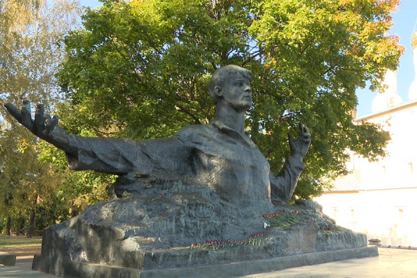 Премию имени Сергея Есенина будут вручать в регионе