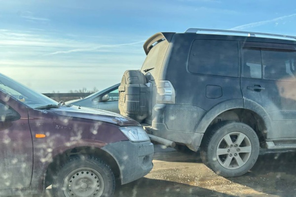 На Солотчинском шоссе затруднено движение в сторону Рязани из-за двух ДТП