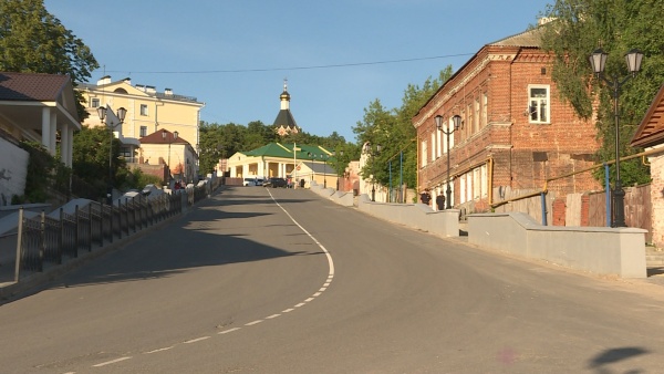 МЧС предупредило о продолжении жары