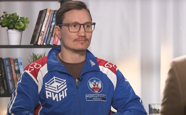 «Разные люди»: мастер спорта международного класса по шахбоксу Александр Смирнов