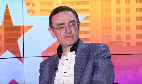 «Проездом»: автор-исполнитель Тимур Шаов