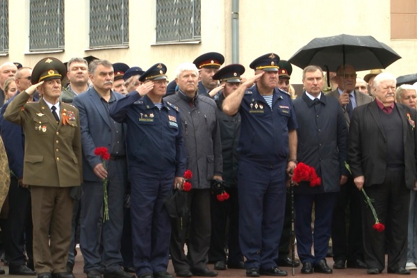 В Рязани, у памятника павшим в локальных войнах, заложили капсулу из землей из Мариуполя