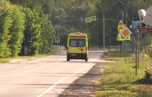 Двух человек достали живыми из-под завалов в Лесном