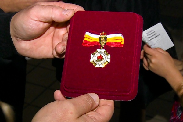 Многодетным рязанским семьям вручили ведомственные награды 