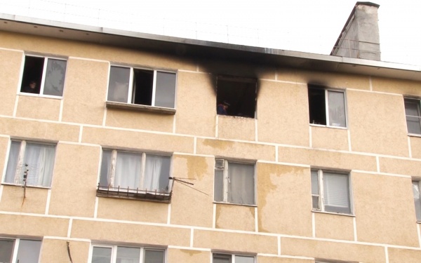 Женщина, пострадавшая на пожаре на улице Керамзавода, умерла в больнице