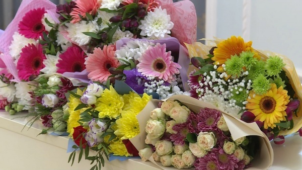 Рязанка перевела мошенникам почти миллион рублей из-за доставки цветов