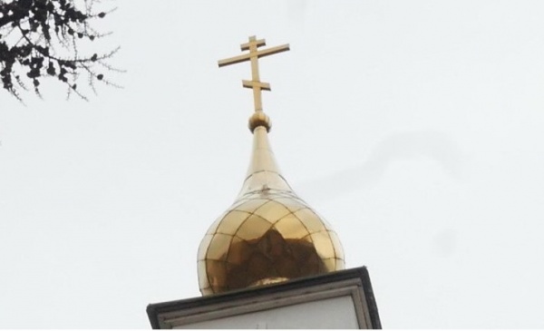 Митрополит Марк освятил крест на колокольню под Рязанью