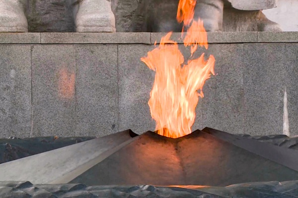 В поселке Лесной Шиловского района зажгли Вечный огонь