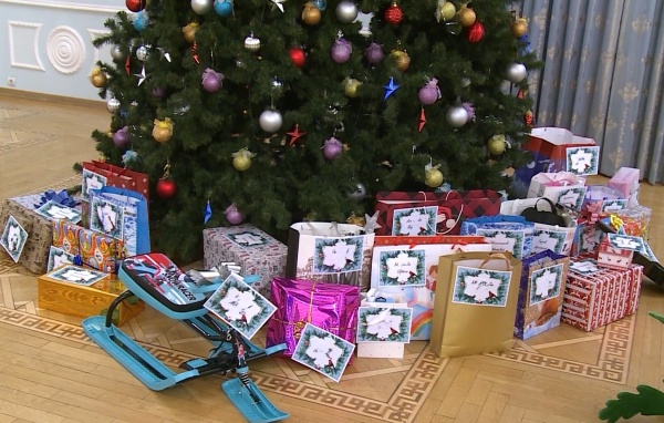 Рязанцев приглашают присоединиться к акции «Елка желаний»