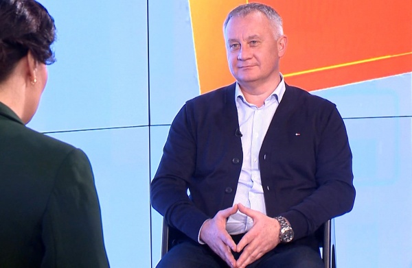 «Поговорим»: врач-психиатр и психотерапевт Алексей Меринов