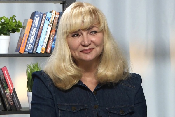 «Разные люди»: заведующая музчастью Рязанского театра кукол Альбина Шестакова