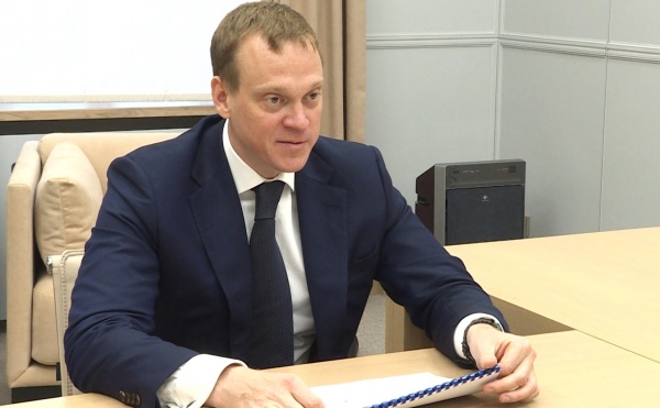 Павел Малков и Александр Исаевич обсудили поддержку малого и среднего предпринимательства