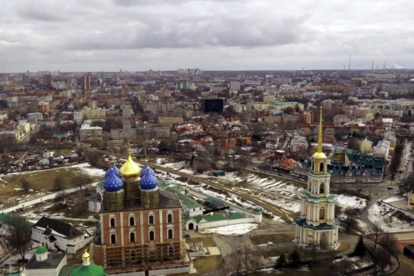 При атаке БПЛА в Рязани произошло возгорание, пострадавших нет 