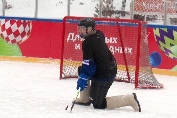 Все желающих приглашают на турнир по хоккею в валенках