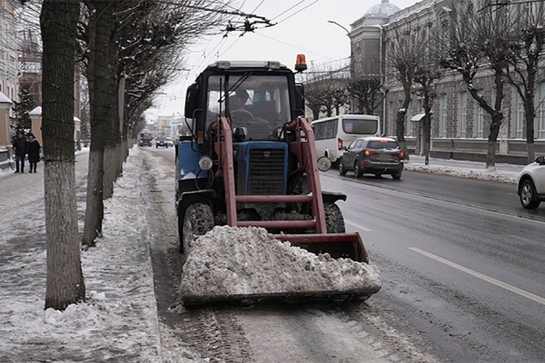 За ночь с улиц Рязани вывезли более 3 тысяч кубометров снега