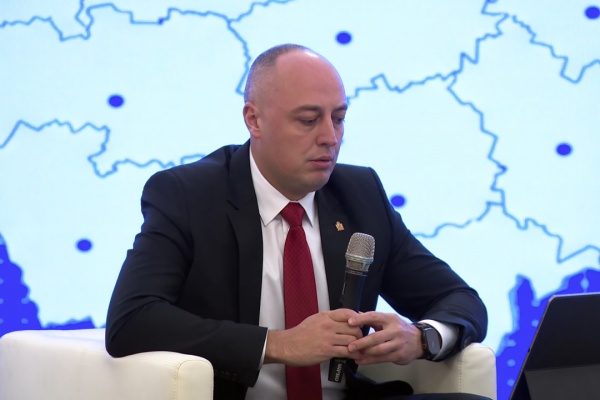 Артём Бранов подвёл трёхлетние итоги по строительству в регионе