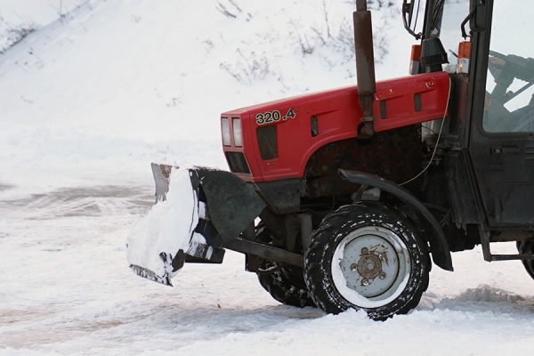 Артем Бранов рассказал о приоритетах уборки города от снега