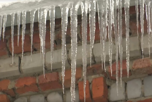 Жительница Новомичуринска пожаловалась Бастрыкину на промерзающие стены