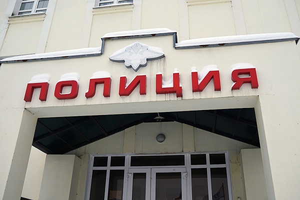 В Новомичуринске рецидивист украл деньги из аптеки и пропил их