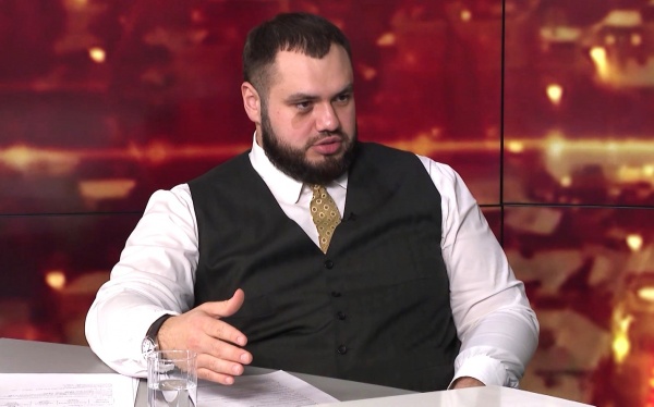 Инфраструктура, капремонт, благоустройство: главные темы отчета Рустама Халикова