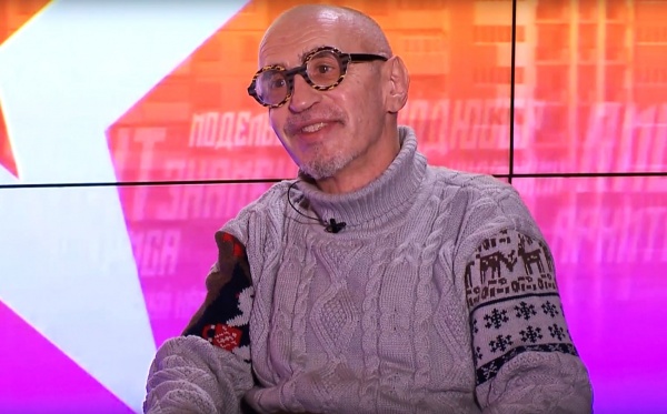 «Проездом»: лидер группы «Манго-Манго» Андрей Гордеев