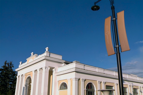 Рязанская ВДНХ эвакуирует арт-объекты перед половодьем