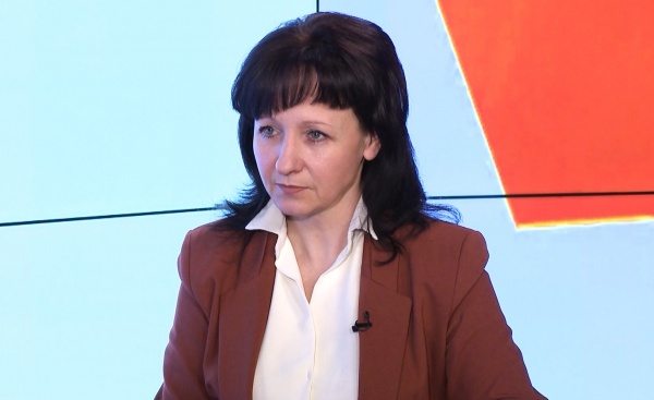 «Поговорим»: первый заместитель министра труда и социальной защиты населения Рязанской области Елена Юданова