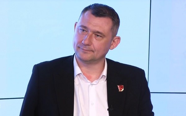 «Поговорим»: параолимпиец Алексей Талай