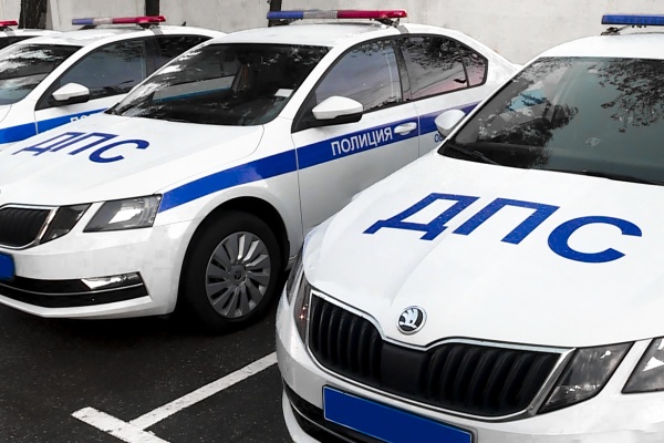 В Спасском округе «Шкода» вылетела в кювет и перевернулась, пострадали два подростка