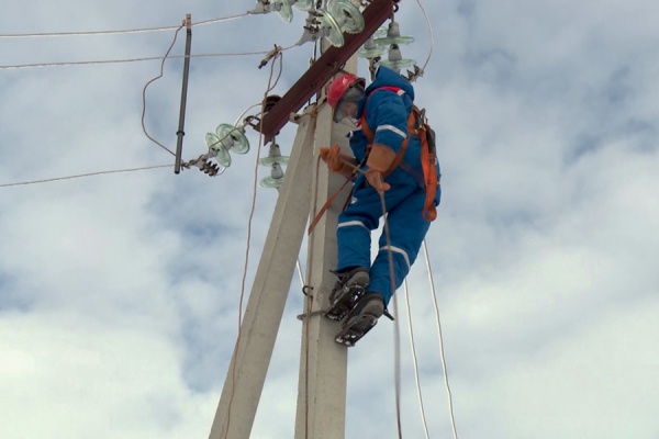 В регионе вернули подачу электричества на основной сети после циклона 