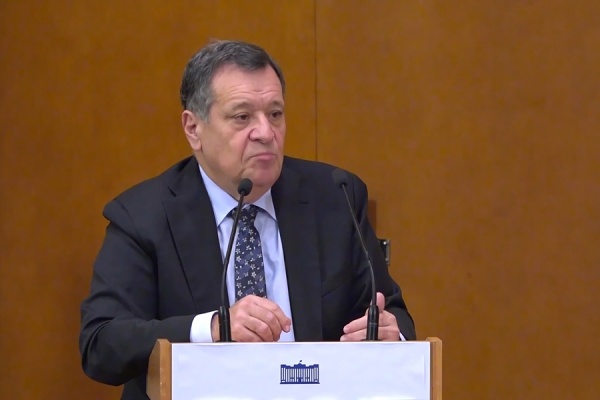 Начался прямой эфир отчета Андрея Макарова перед рязанцами