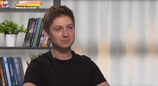 «Разные люди»: парикмахер, колорист, преподаватель и блогер Юрий Сальков