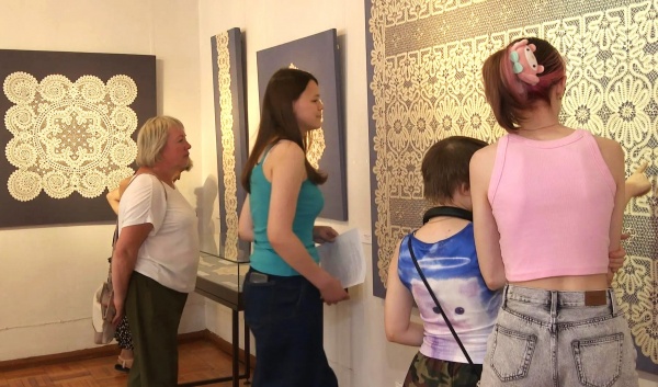 В Рязани открылась выставка вологодского кружева (6+)