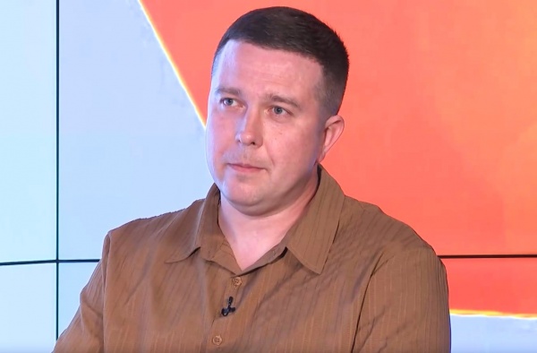 «Поговорим»: травматолог-ортопед Андрей Коновалов